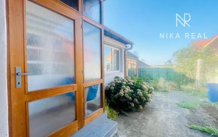 REZERVOVANÉ Rodinný dom len 10 min od Trnavy, všetky IS