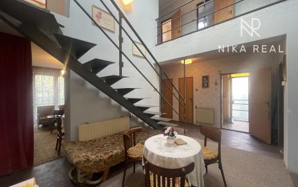 Veľký 5-izbový rodinný dom pod Malými Karpatami