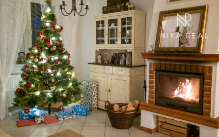 Veľký RD 5 min. od Senca, altánok, bazén, prístrešok na auto