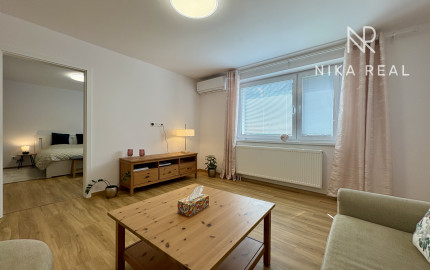 Buď prvý - zrekonštruovaný, zariadený 2i byt v RD so záhradou