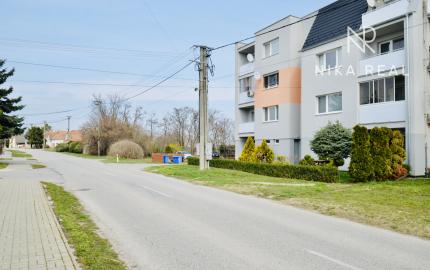 Veľký 3izbový byt s loggiou a pivnicou len 10 min. od Trnavy