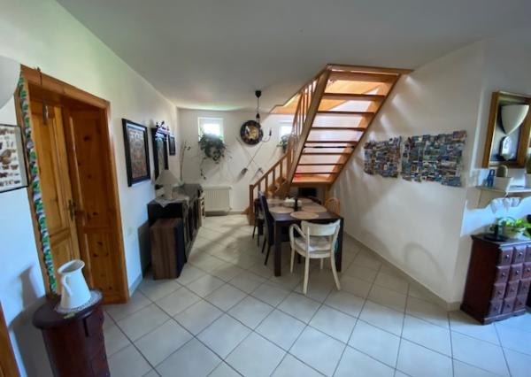 Veľký RD 5 min. od Senca, altánok, bazén, prístrešok na auto