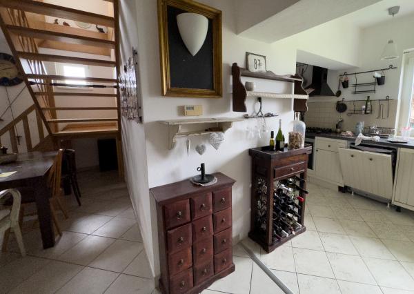 Veľký RD 5 min. od Senca, altánok, bazén, prístrešok na auto