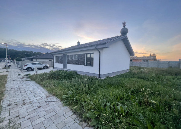 Skolaudovaný rodinny dom v štandarde