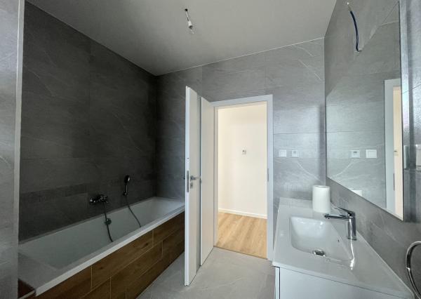 Skolaudovaný rodinny dom v štandarde