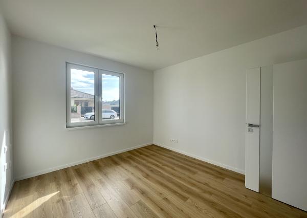 Skolaudovaný rodinny dom v štandarde