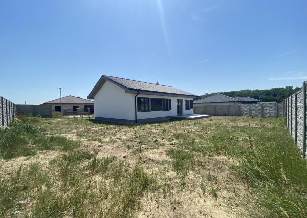 Skolaudovaný rodinny dom v štandarde