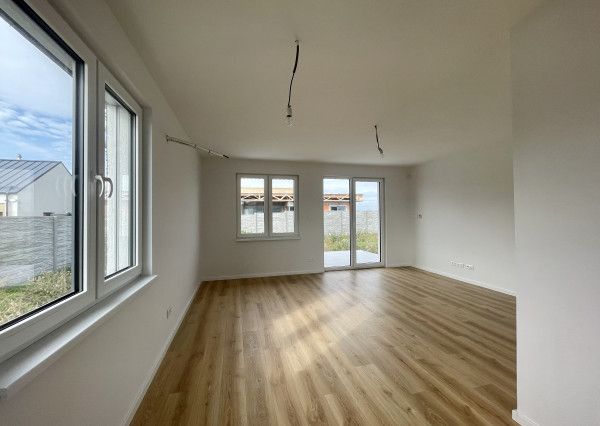 Skolaudovaný rodinny dom v štandarde