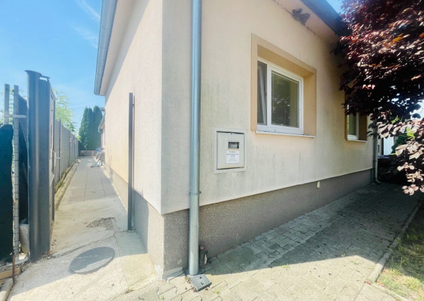 REZERVOVANÉ - Rodinný dom pri Trnave, všetky IS, pozemok 726 m2