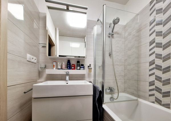 REZERVOVANÉ Zariadený 4i byt v obľúbenej lokalite