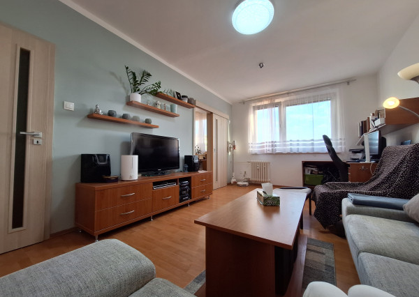 REZERVOVANÉ Zariadený 4i byt v obľúbenej lokalite