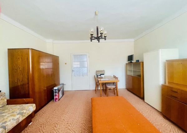 REZERVOVANÉ Rodinný dom len 10 min od Trnavy, všetky IS