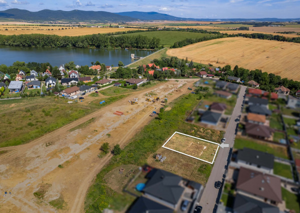 Rozostavaný rodinny dom na pozemku 555 m2