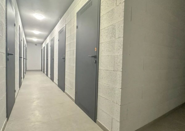 REZERVOVANÉ - SKOLAUDOVANÉ 2i byt s terasou a štandardom
