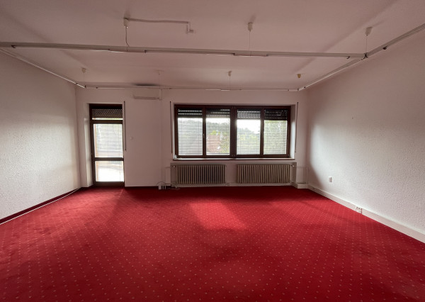 Nadherná mestská vila s luxusnou záhradou  napredaj / prenájom-vhodná ako kancelárske priestory firmy