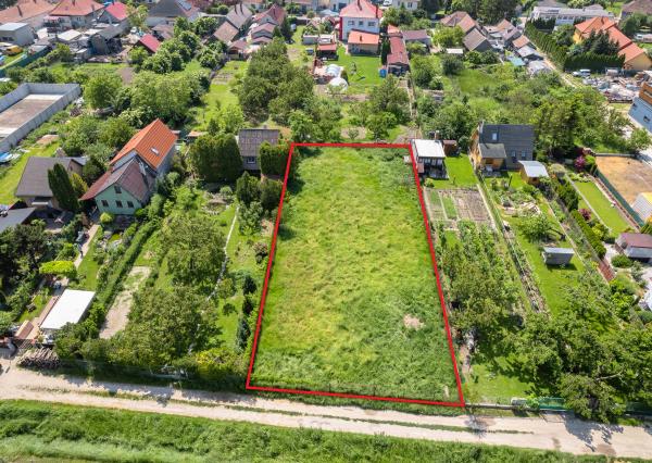 skvelý pozemok na výstavbu RD v Dobrohošti