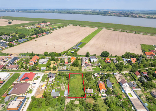 skvelý pozemok na výstavbu RD v Dobrohošti