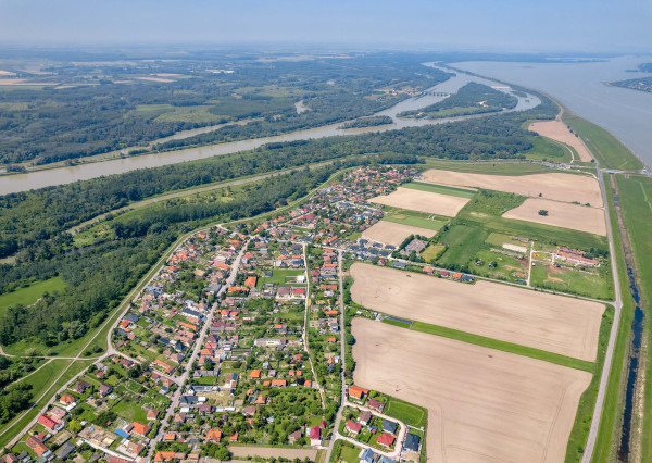 skvelý pozemok na výstavbu RD v Dobrohošti