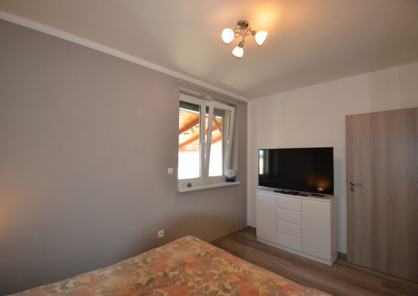 TOP PONUKA - Zariadený 3izbový rodinný dom k okamžitému nasťahovaniu