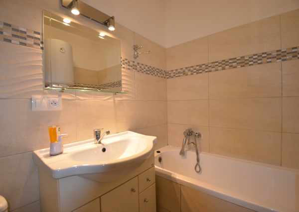 TOP PONUKA - Zariadený 3izbový rodinný dom k okamžitému nasťahovaniu