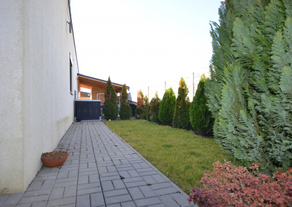 TOP PONUKA - Zariadený 3izbový rodinný dom k okamžitému nasťahovaniu