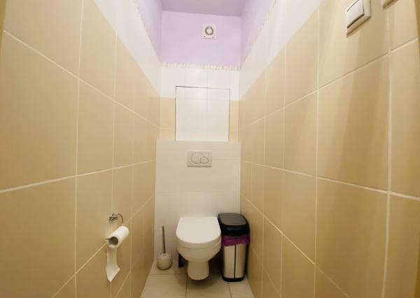 REZERVOVANÉ Zariadený 2-izbový byt s loggiou