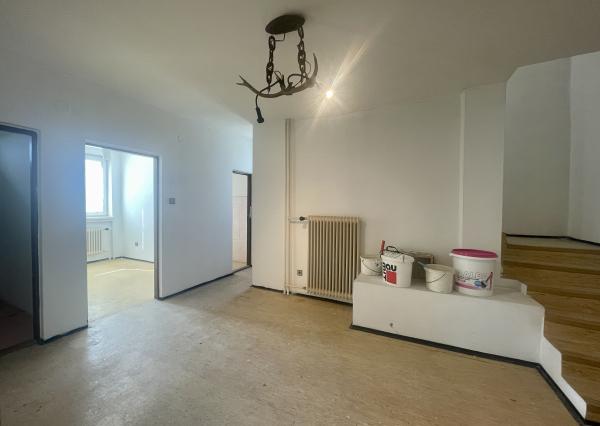 Veľký 5i RD pod Malými Karpatami, pivnica, pozemok 2013 m2