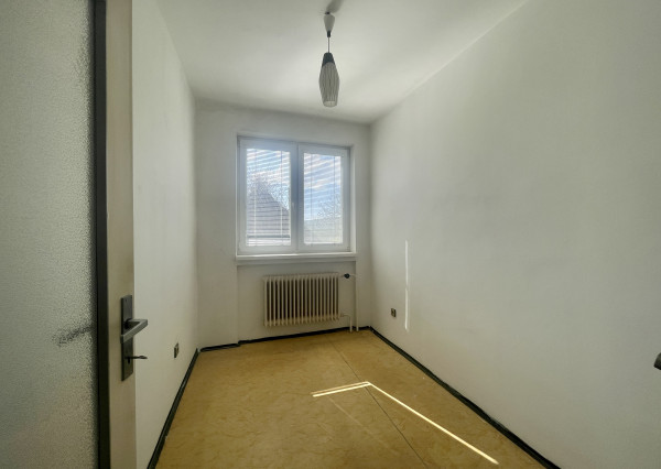 Veľký 5i RD pod Malými Karpatami, pivnica, pozemok 2013 m2