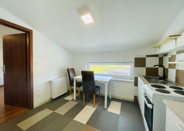 REZERVOVANÉ! Na prenájom 2-izbový byt len 10 min. od Trnavy