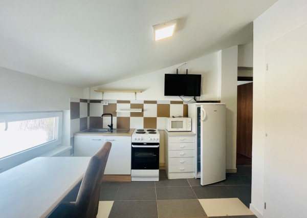 REZERVOVANÉ! Na prenájom 2-izbový byt len 10 min. od Trnavy