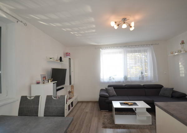 Zariadený rodinný dom v tichej lokalite Kostolnej pri Dunaji – komfort bez kompromisov