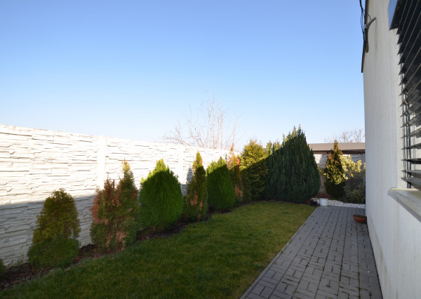 Zariadený rodinný dom v tichej lokalite Kostolnej pri Dunaji – komfort bez kompromisov