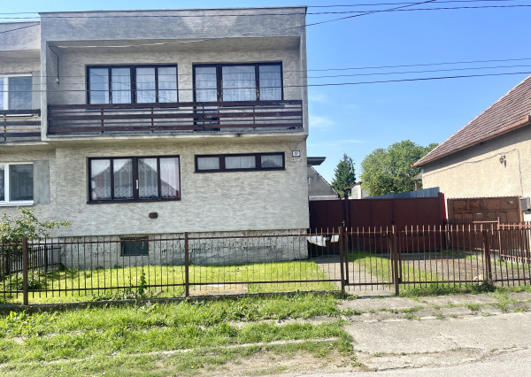 Veľký 5-izbový rodinný dom pod Malými Karpatami