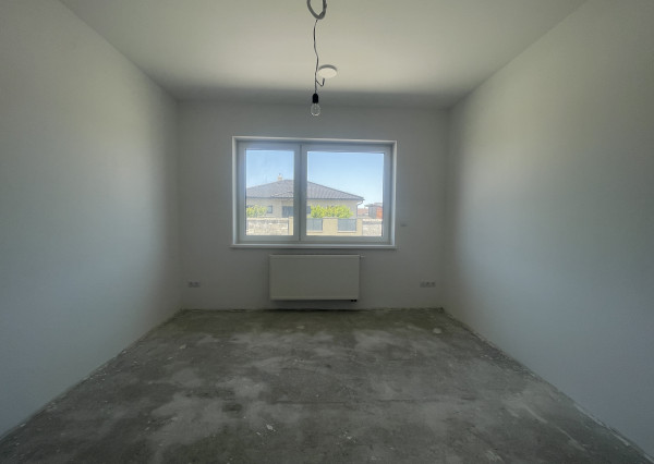 Skolaudovaný rodinný dom 4+1 s modernými technológiami, pozemok 617 m²