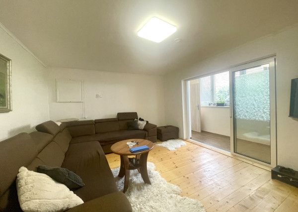 Zrekonštruovaný rodinný dom v centre obce k okamžitému nasťahovaniu