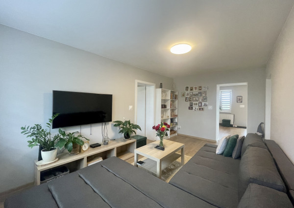 Štýlový, zrekonštruovaný a zariadený rodinný dom len 10 min od Trnavy