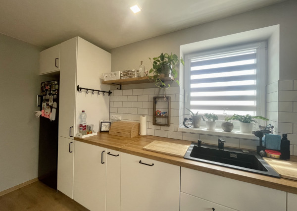 Štýlový, zrekonštruovaný a zariadený rodinný dom len 10 min od Trnavy