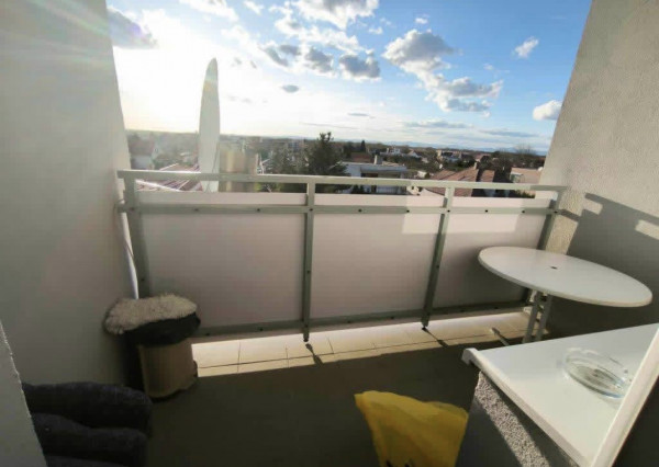 Veľký 3izbový byt s loggiou a pivnicou len 10 min. od Trnavy