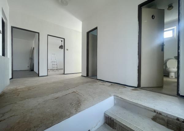 Veľký 5i RD pod Malými Karpatami, pivnica, pozemok 2013 m2