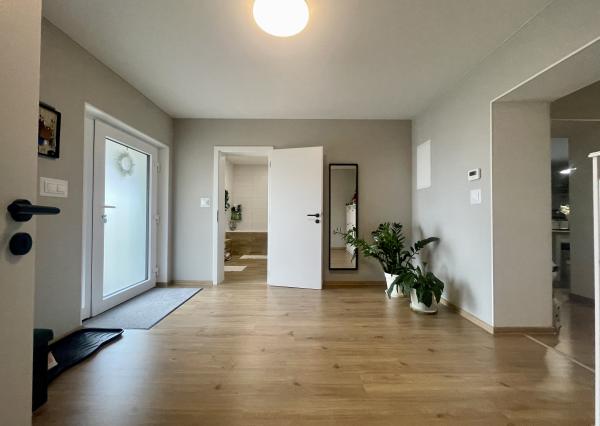 REZERVOVANÉ - Štýlový, zrekonštruovaný, zariadený RD, pripravený na okamžité nasťahovanie