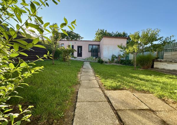 REZERVOVANÉ - Štýlový, zrekonštruovaný, zariadený RD, pripravený na okamžité nasťahovanie