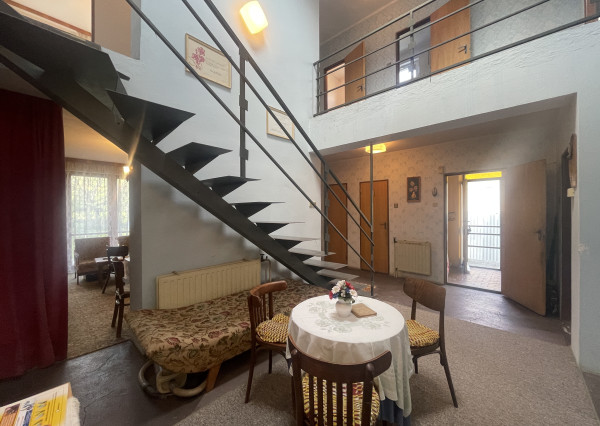 Veľký 5-izbový rodinný dom pod Malými Karpatami