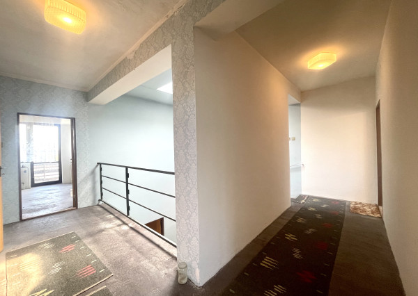 Veľký 5-izbový rodinný dom pod Malými Karpatami