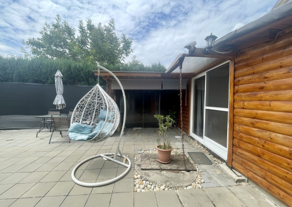 Zrekonštruovaný RD v centre obce k okamžitému nasťahovaniu