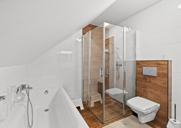 Krásny podpivničený 5-izbový rodinný dom pod lesom