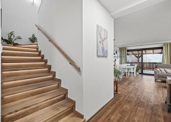 Krásny podpivničený 5-izbový rodinný dom pod lesom