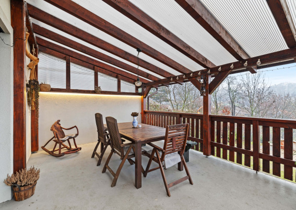 Krásny podpivničený 5-izbový rodinný dom pod lesom