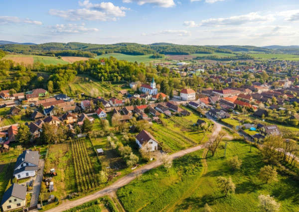 Krásny podpivničený 5-izbový rodinný dom pod lesom