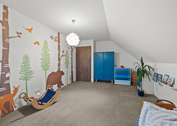 Krásny podpivničený 5-izbový rodinný dom pod lesom