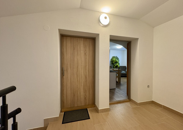 Garsonka v rodinnom dome s parkovaním vo dvore